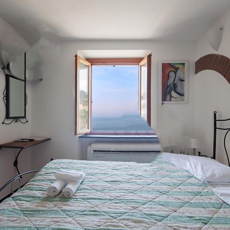 Cecio 5 Terre Rooms กอร์นิญา ภายนอก รูปภาพ