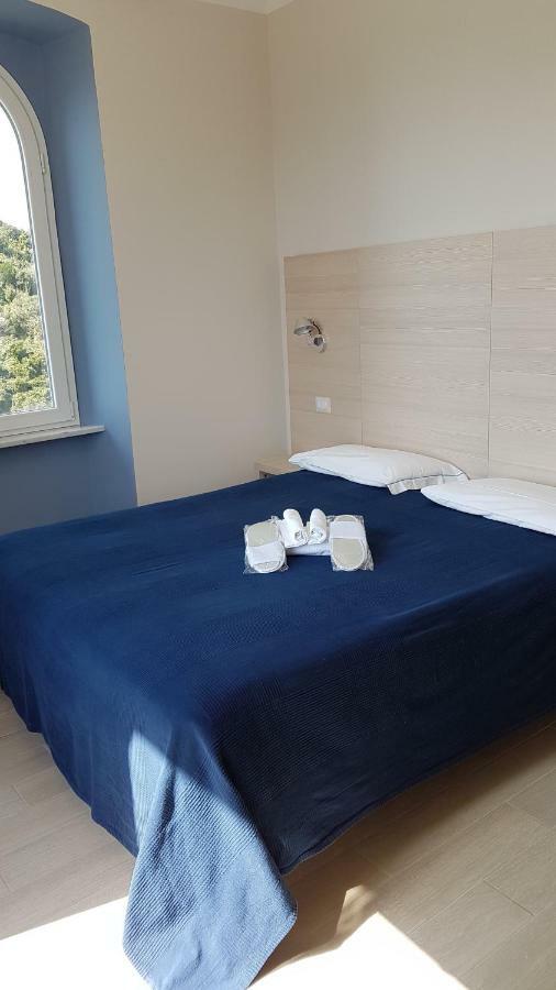 Cecio 5 Terre Rooms กอร์นิญา ภายนอก รูปภาพ